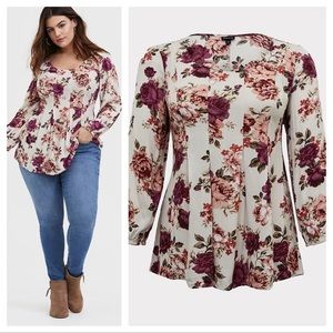Torrid Ivory Rose Crinkle Gauze Pleated Fit & Flare Blouse Floral Plus Size 2
